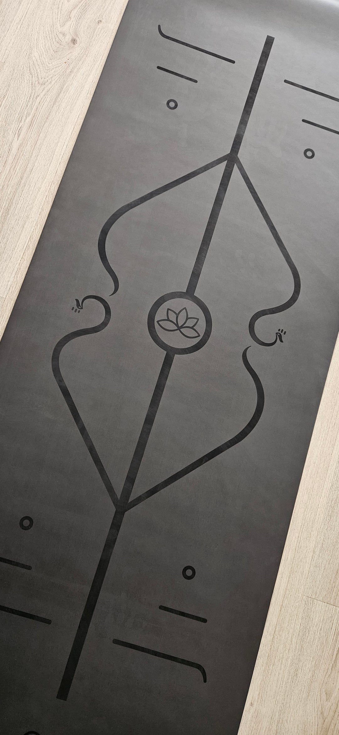 Mat PU Black Serie Limitada, #12
