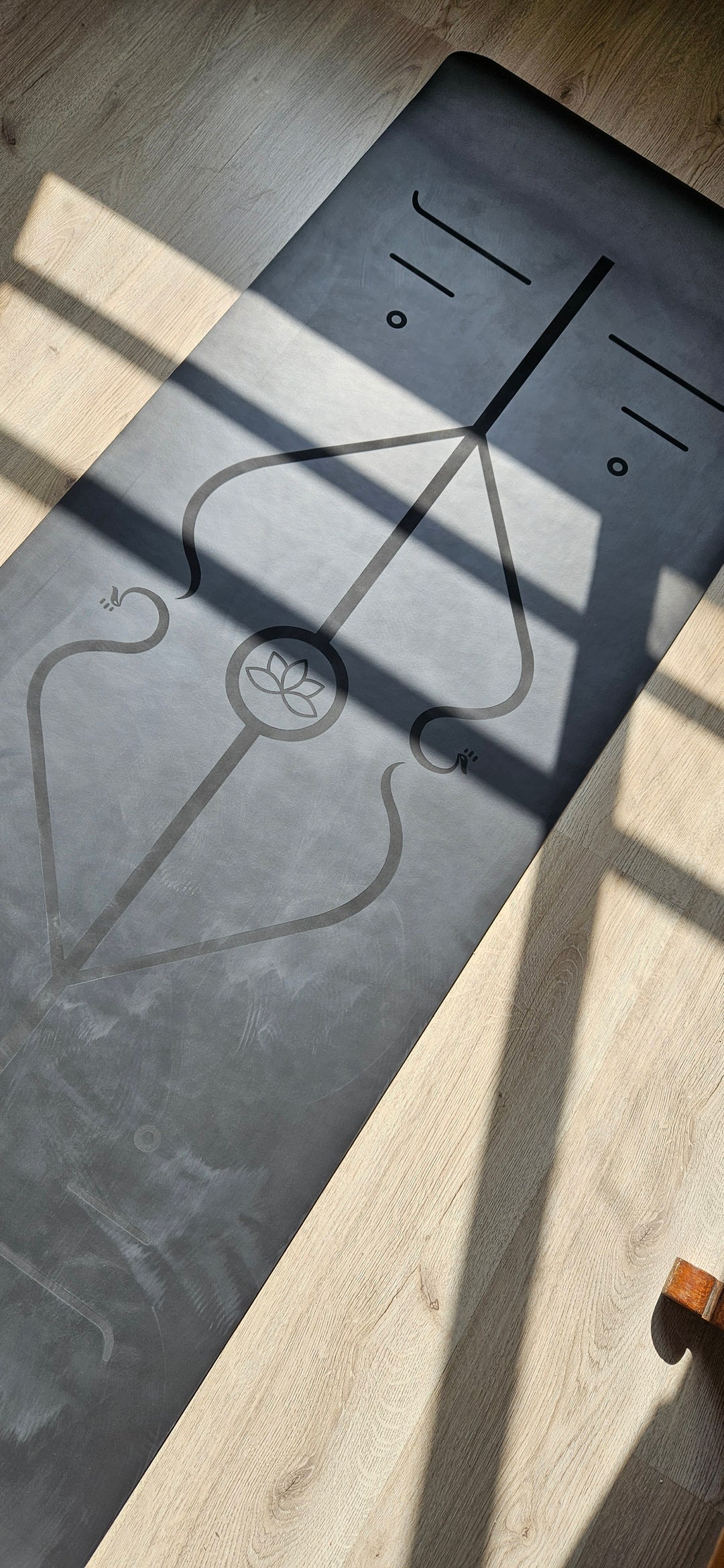 Mat PU Black Serie Limitada, #05