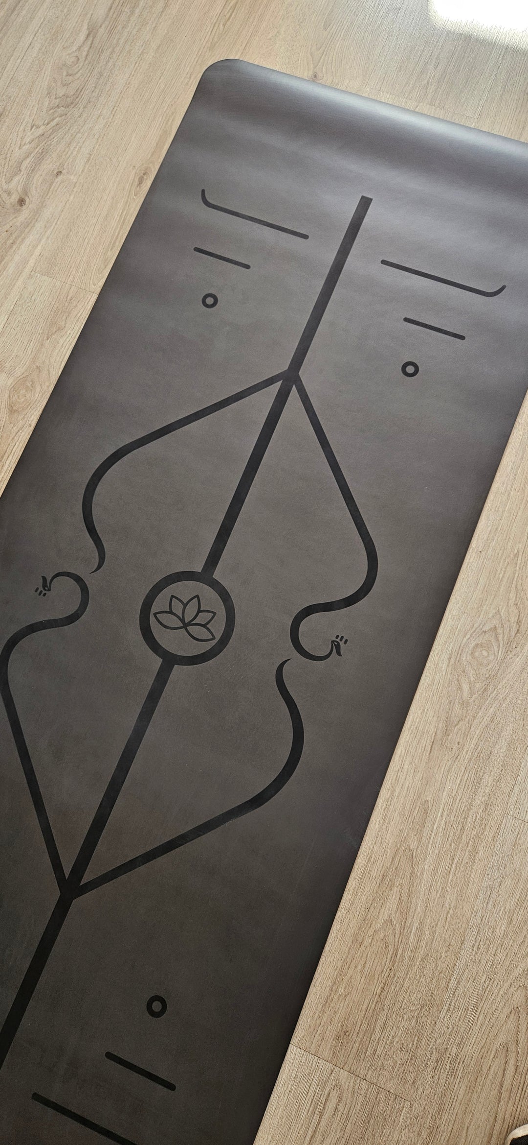 Mat PU Black Serie Limitada, #06