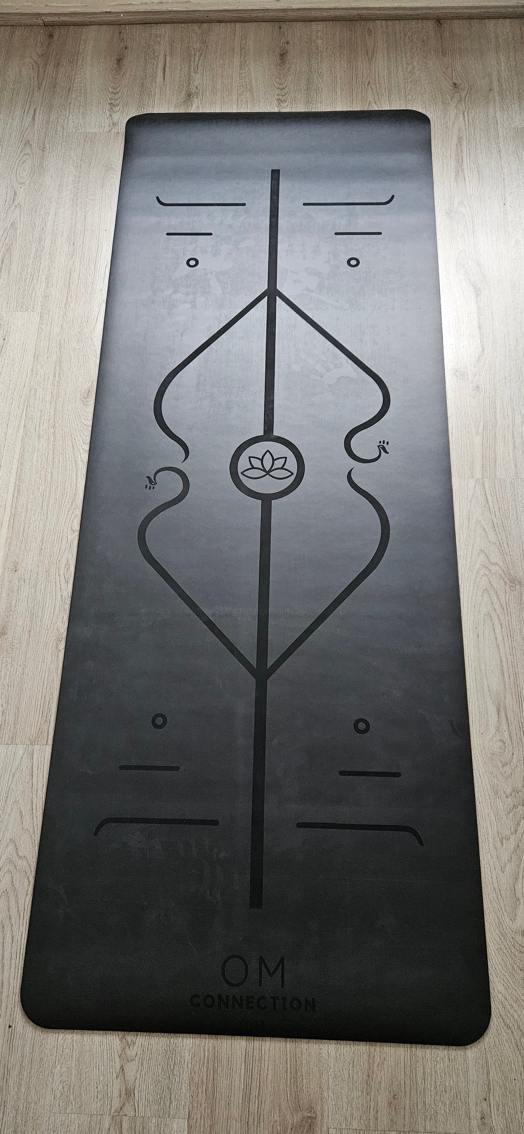 Mat PU Black Serie Limitada, #16
