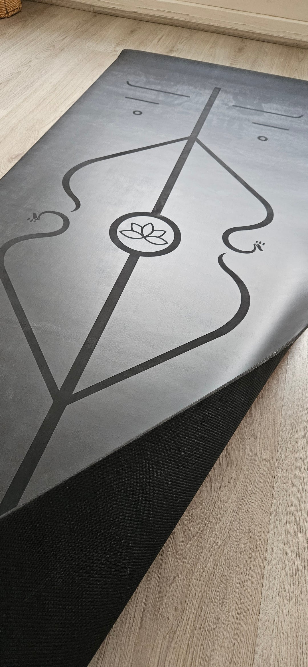 Mat PU Black Serie Limitada, #16