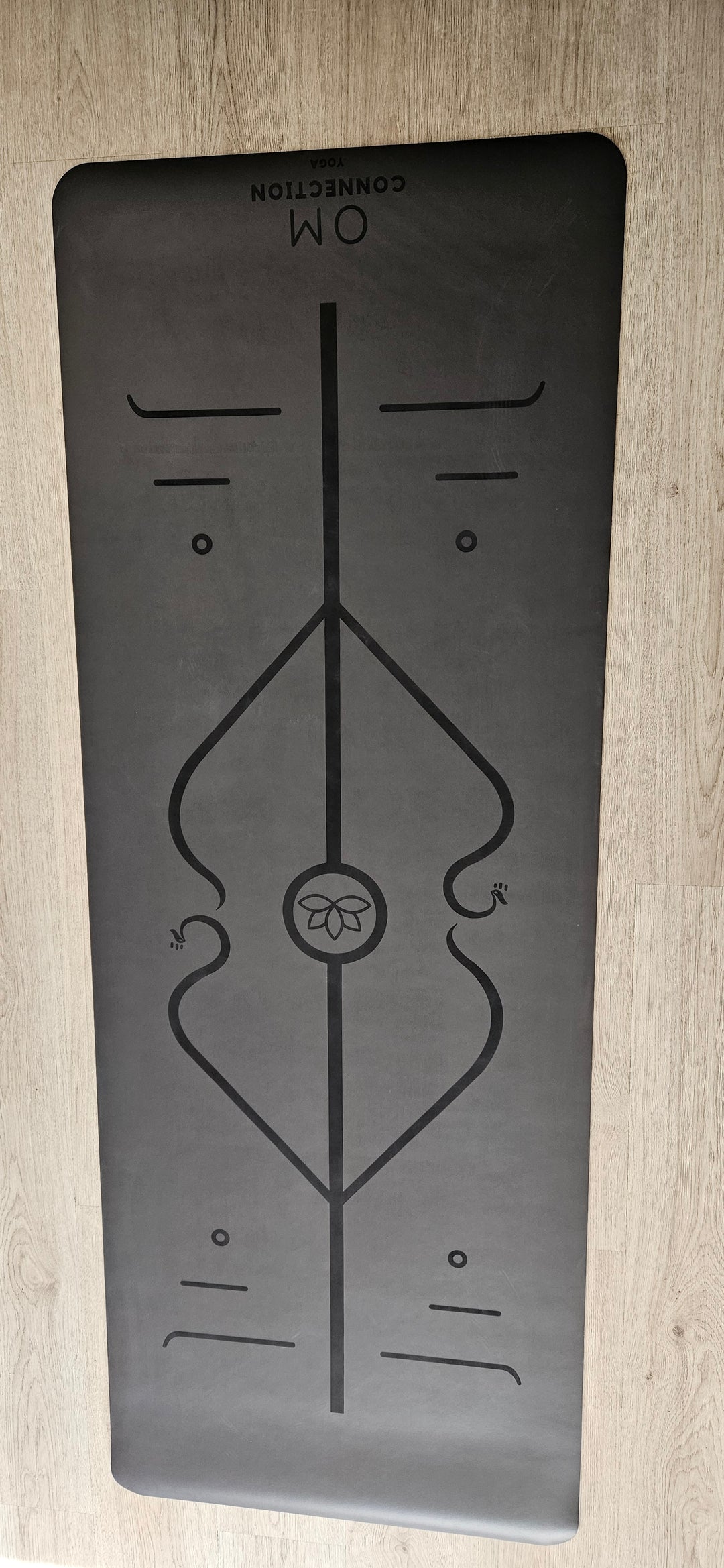 Mat PU Black Serie Limitada, #05