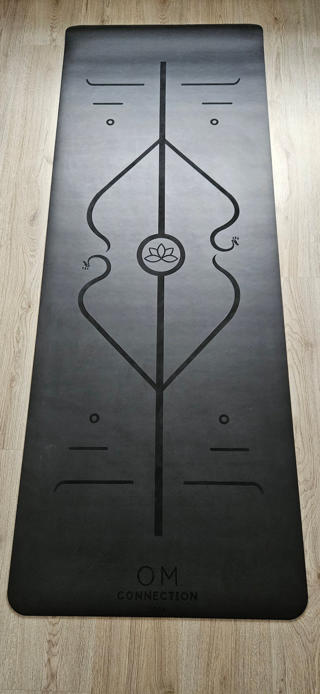 Mat PU Black Serie Limitada, #19
