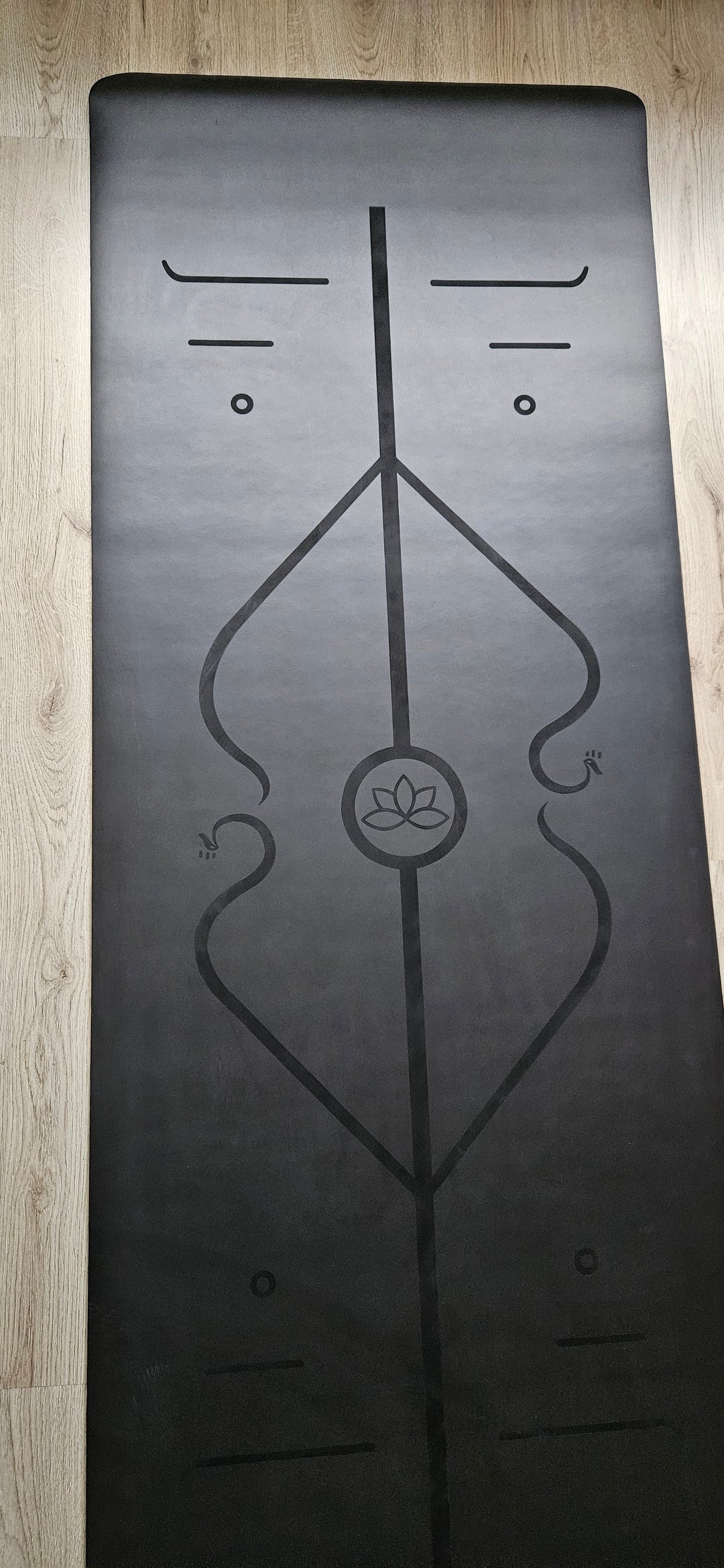 Mat PU Black Serie Limitada, #19
