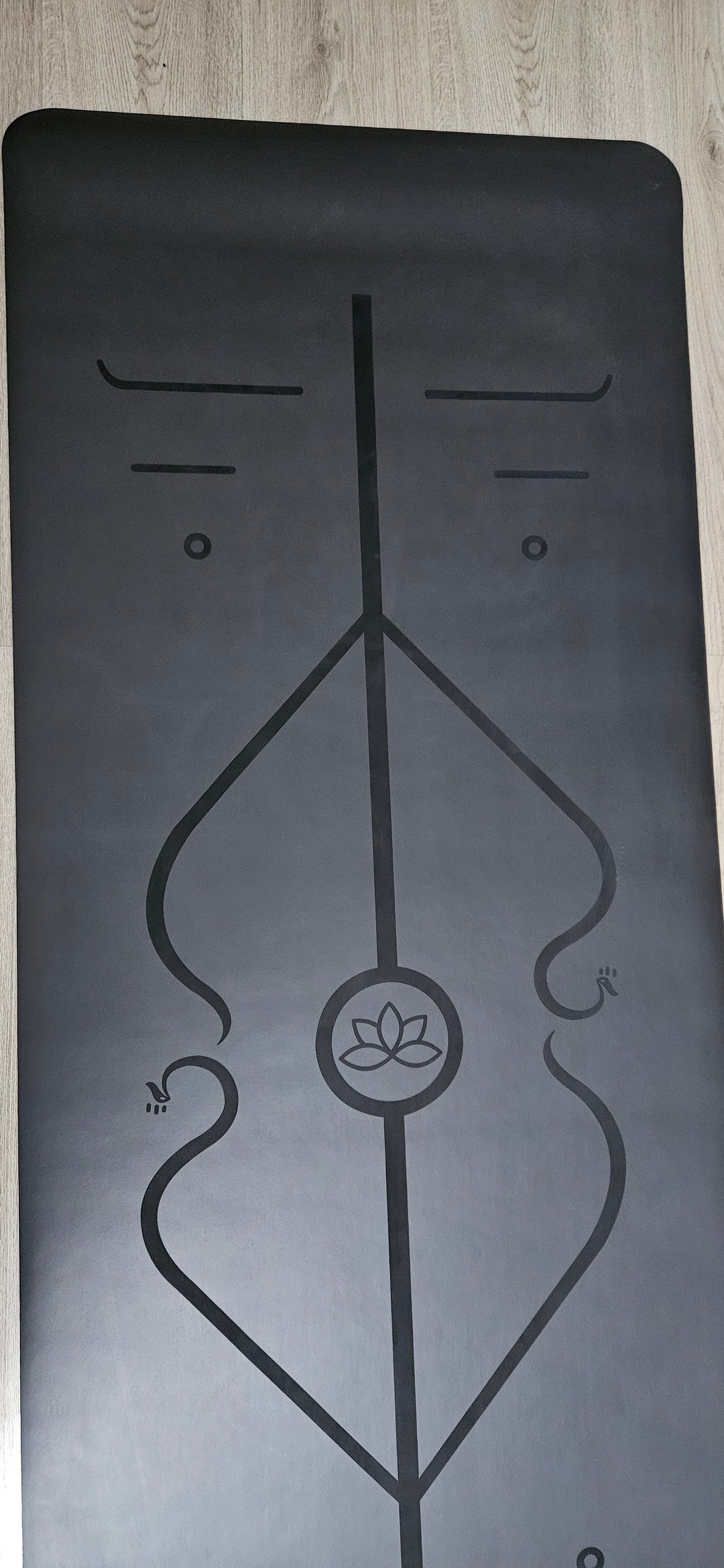 Mat PU Black Serie Limitada, #25