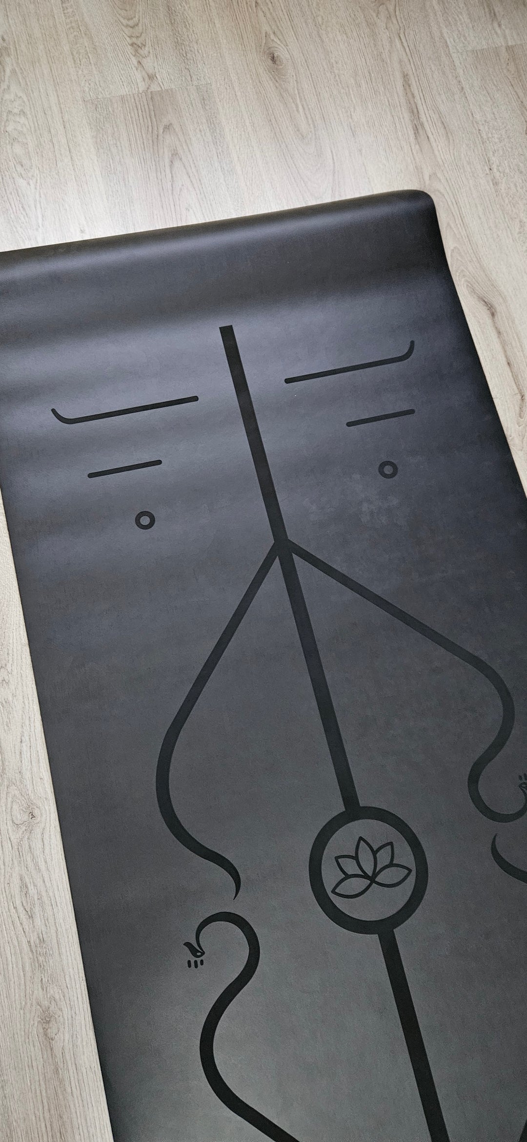 Mat PU Black Serie Limitada, #15