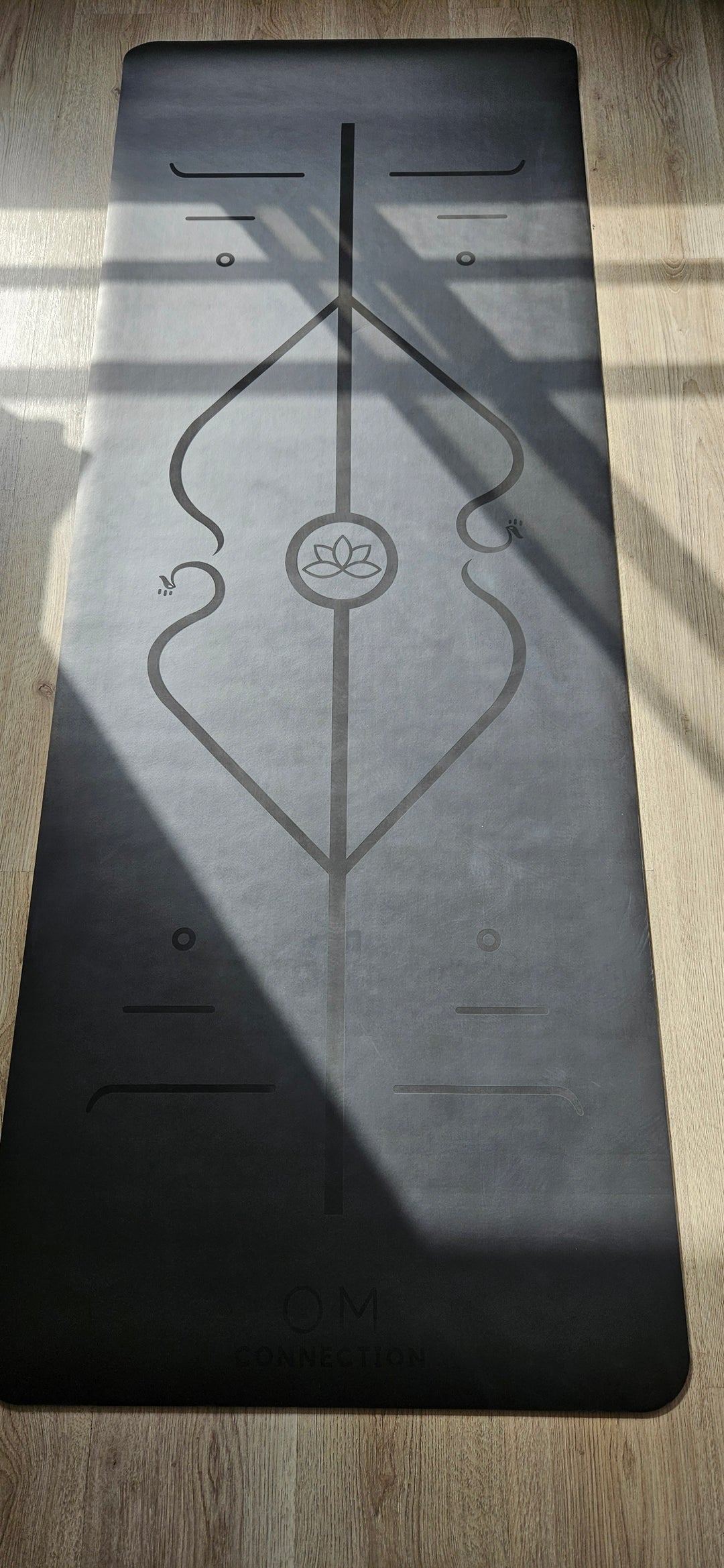Mat PU Black Serie Limitada, #11
