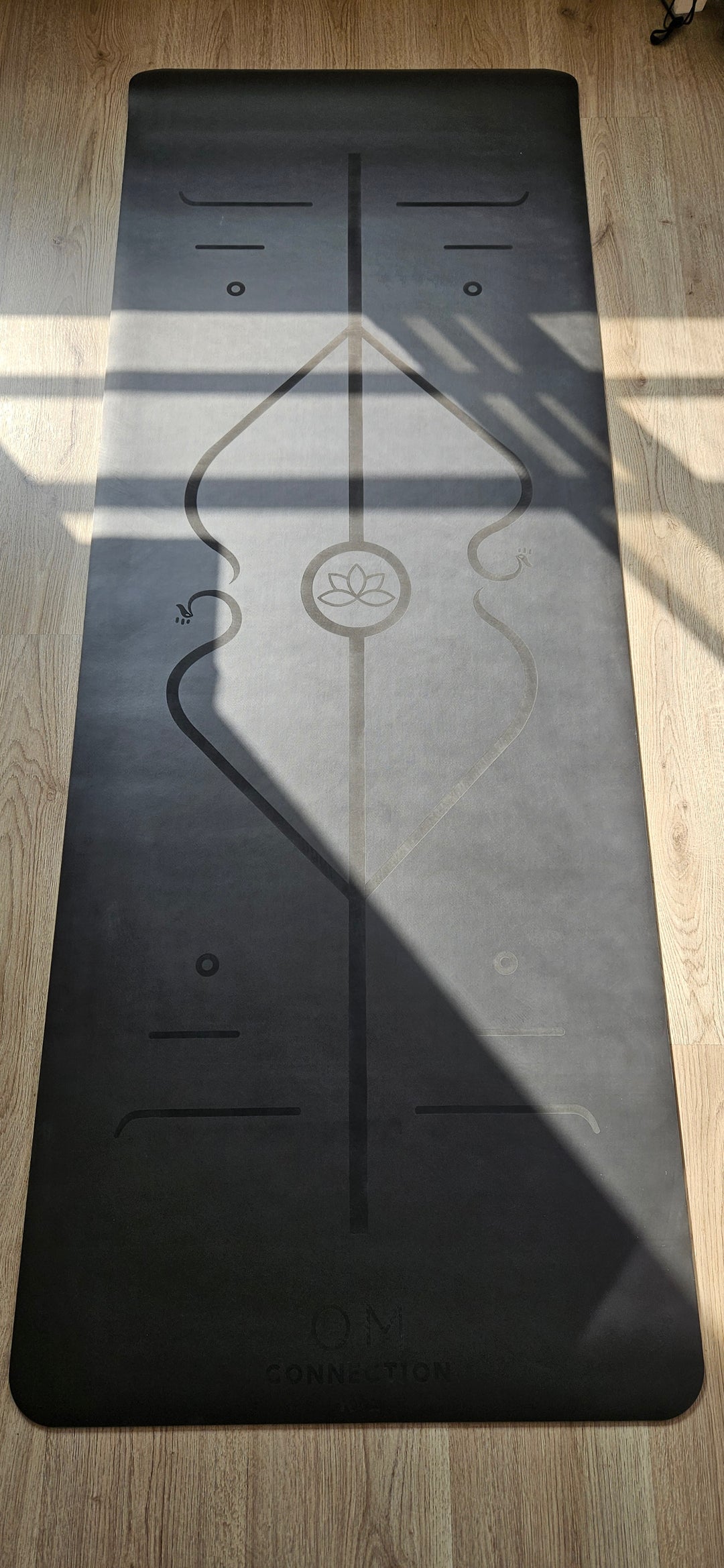Mat PU Black Serie Limitada, #13