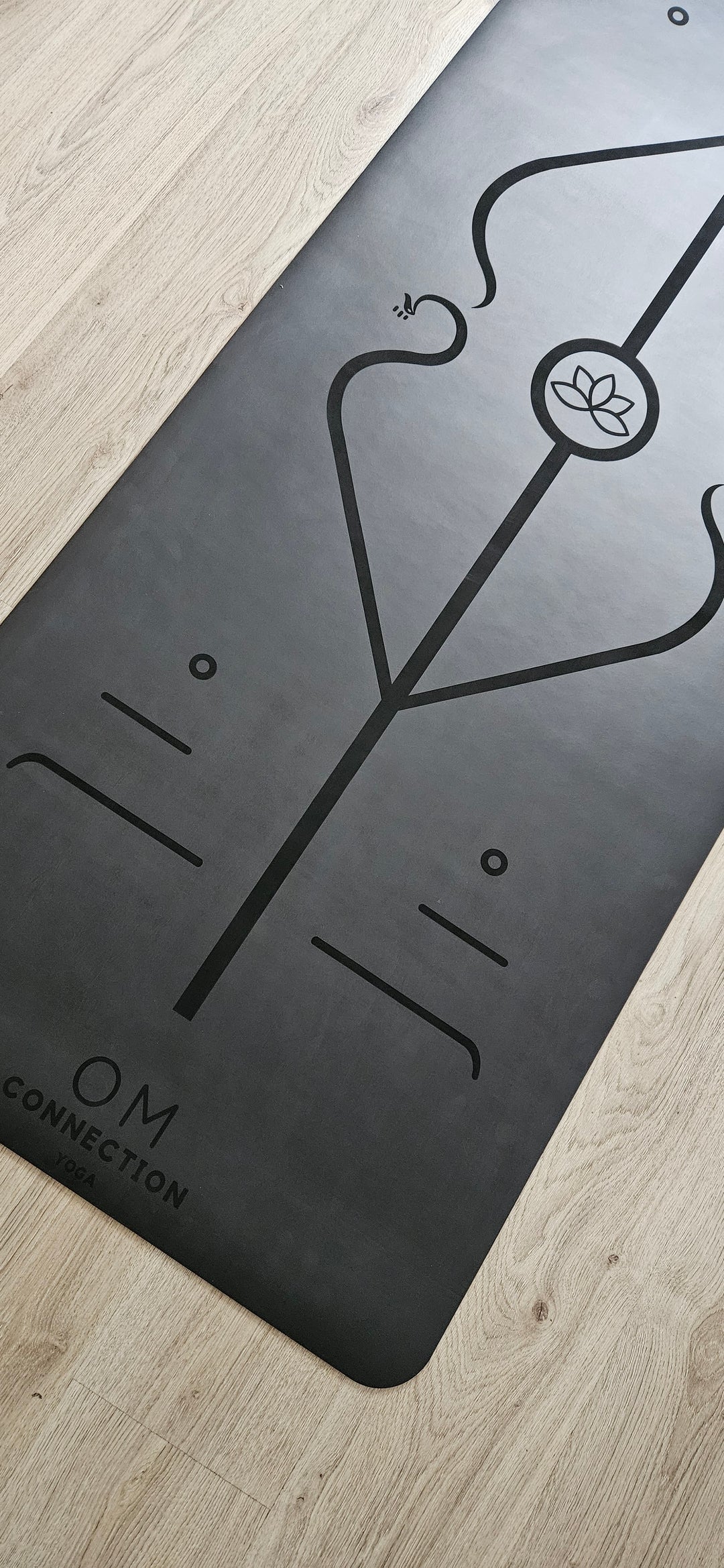 Mat PU Black Serie Limitada, #21