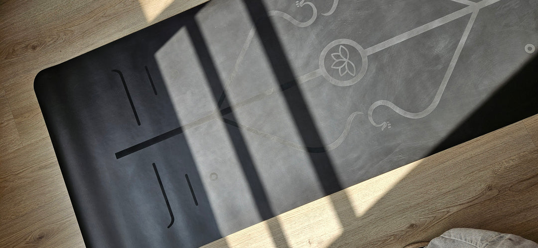 Mat PU Black Serie Limitada, #06